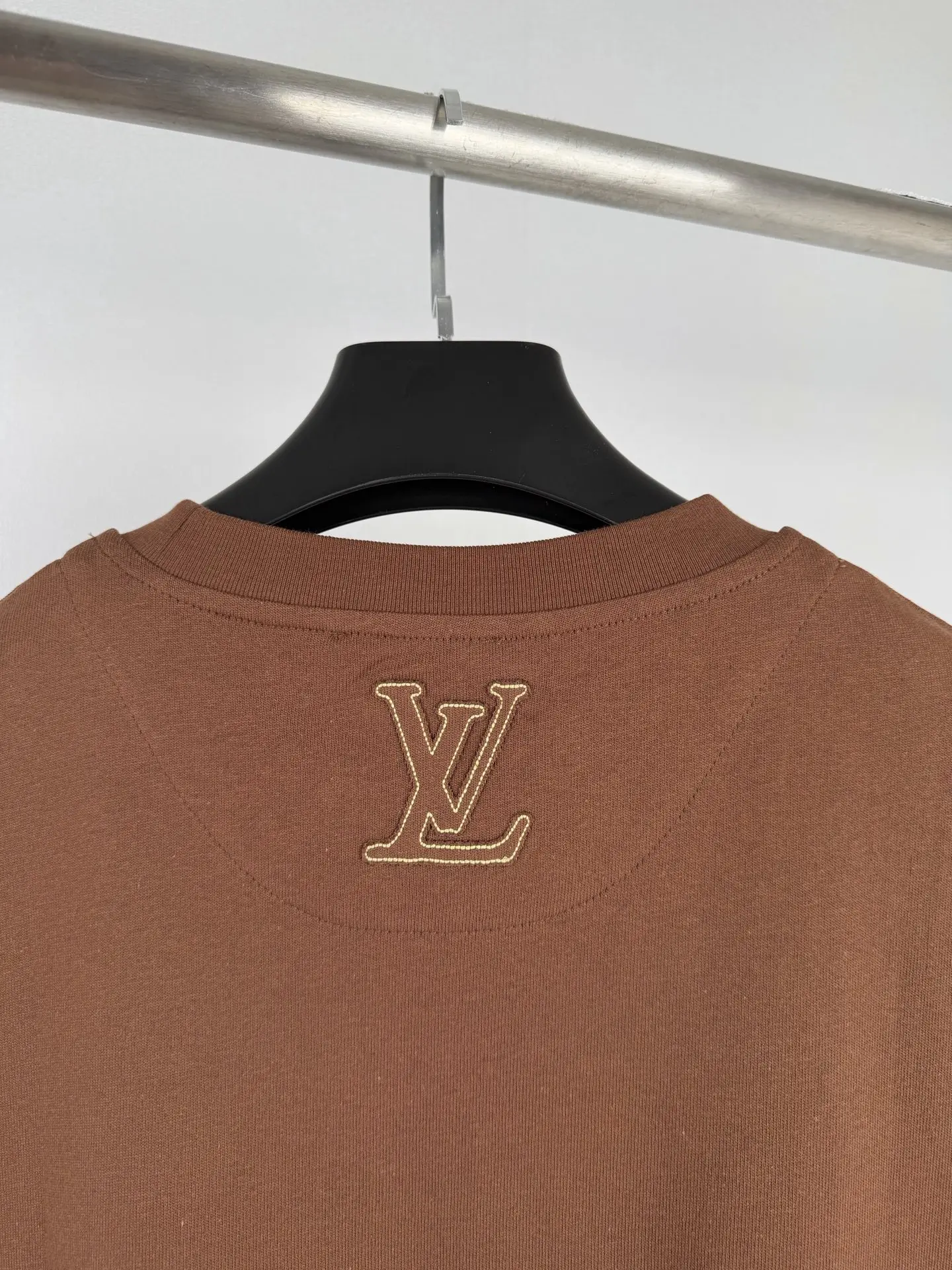 Embroidered Felt Logo Cotton T-Shirt D18020031 — view 6