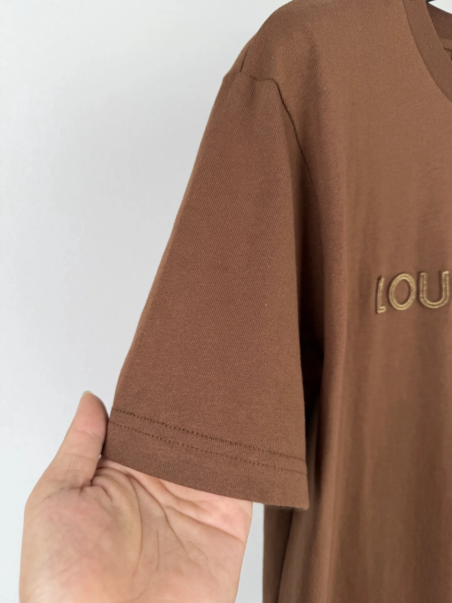 Embroidered Felt Logo Cotton T-Shirt D18020031 — view 9