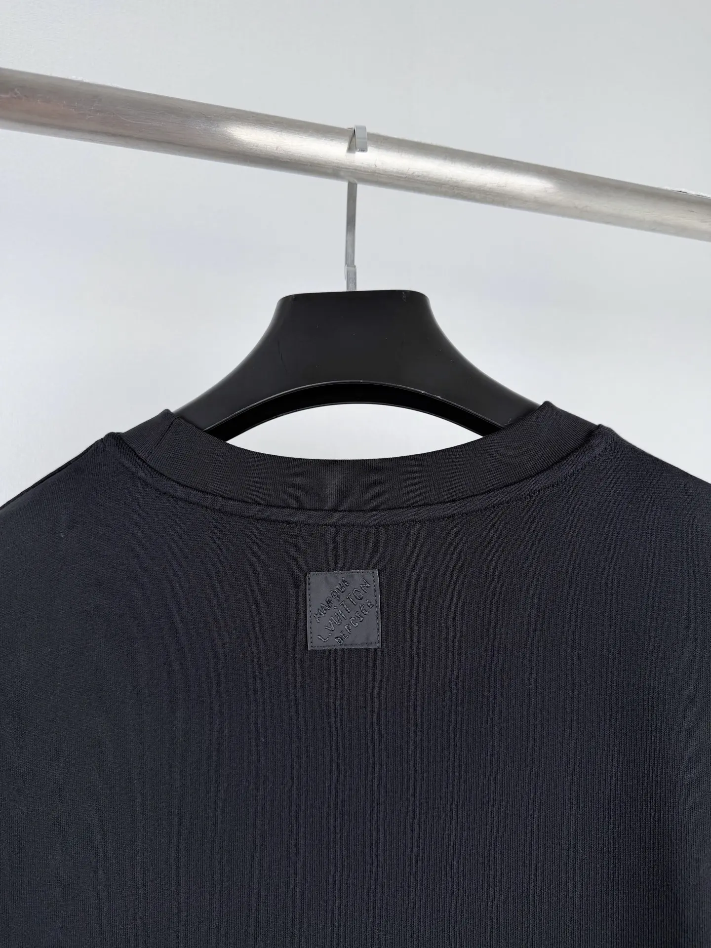 Embellished Logo Cotton T-Shirt D18020032 — view 12