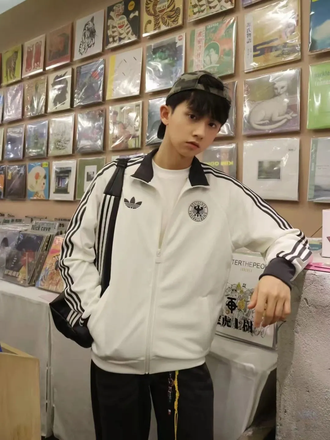 Adidas Originals Germany Retro Track Jacket D18021740 — view 8