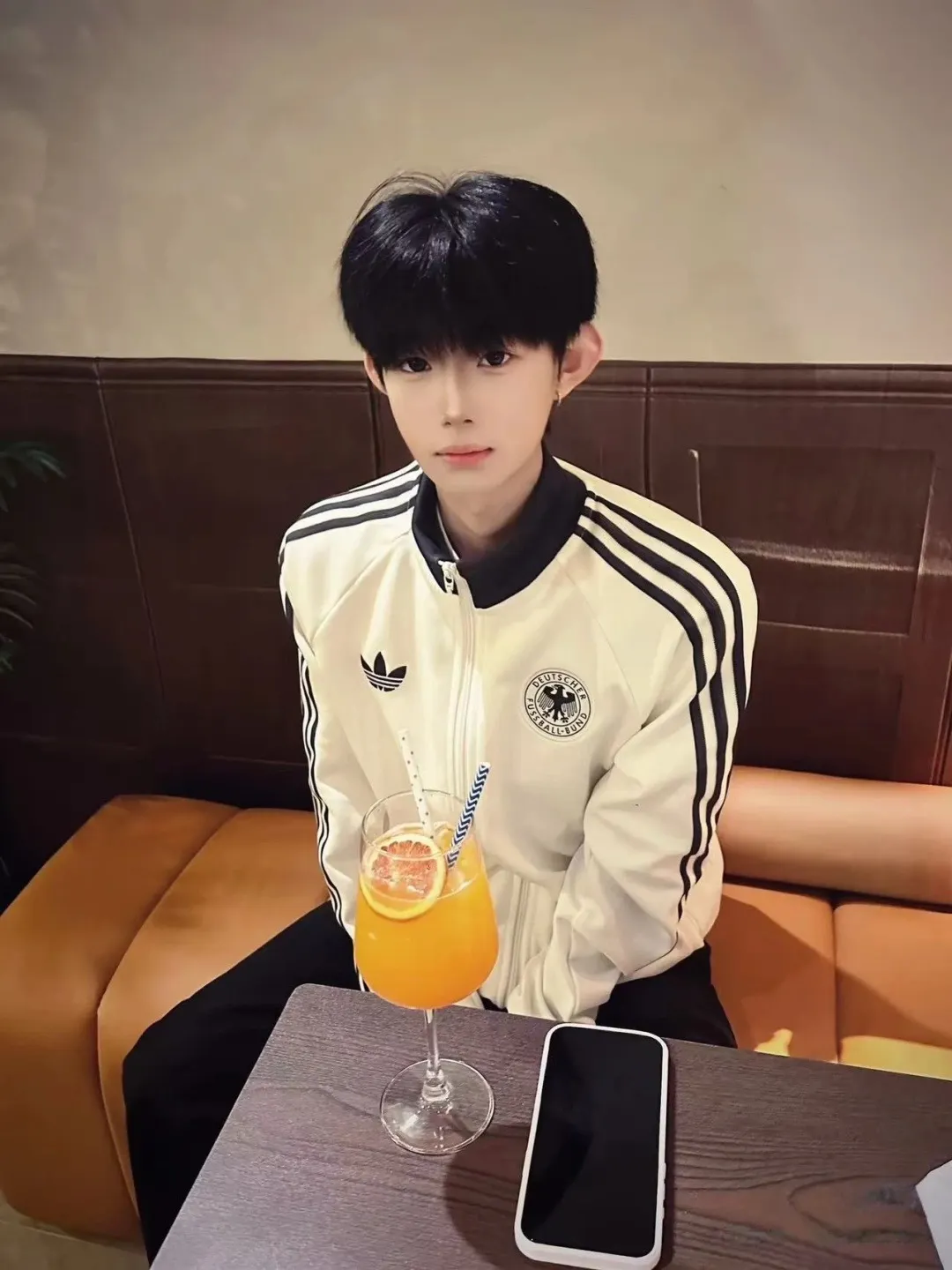 Adidas Originals Germany Retro Track Jacket D18021740 — view 11