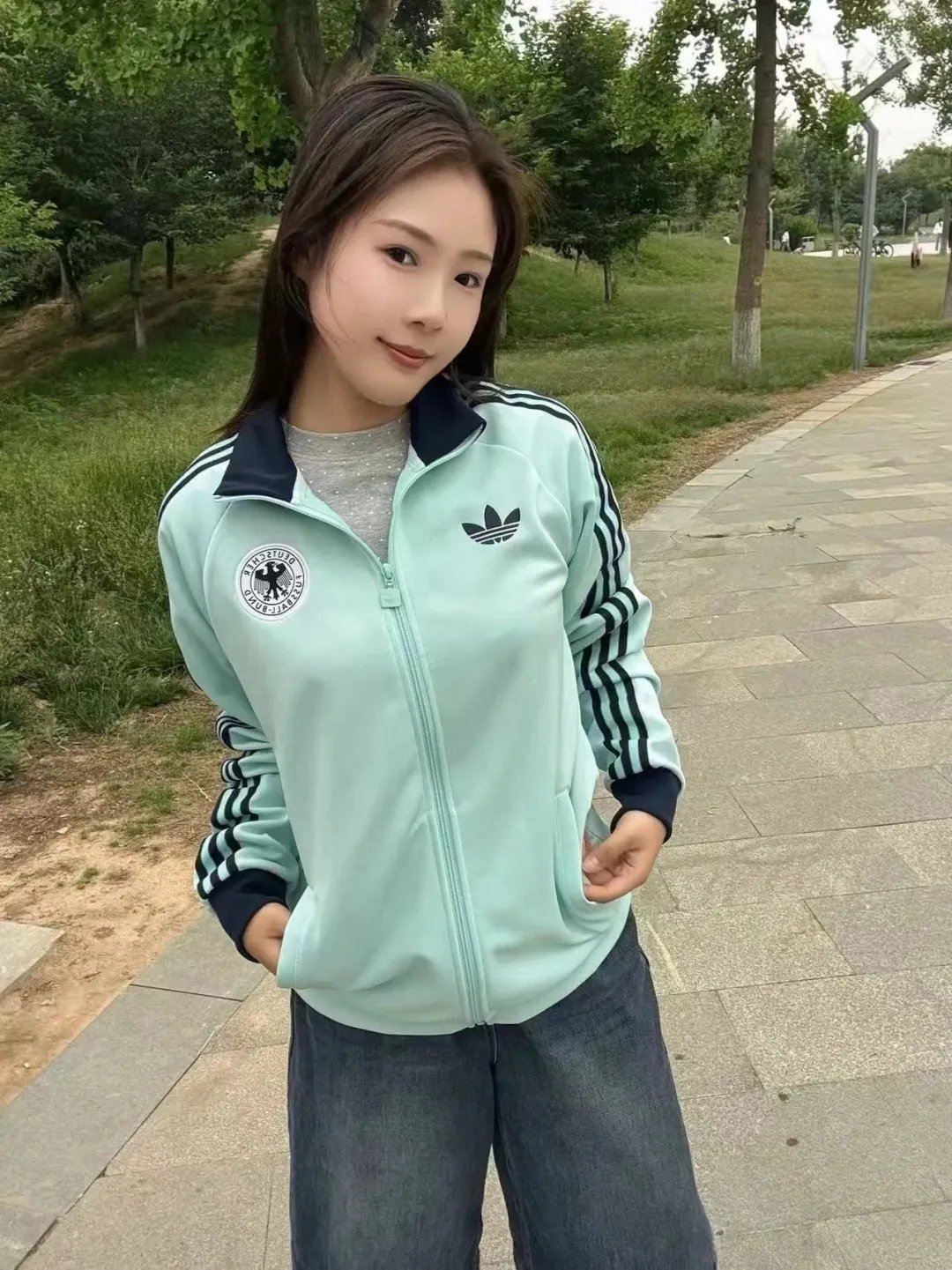 Adidas Originals Germany Retro Track Jacket D18021739 — view 8