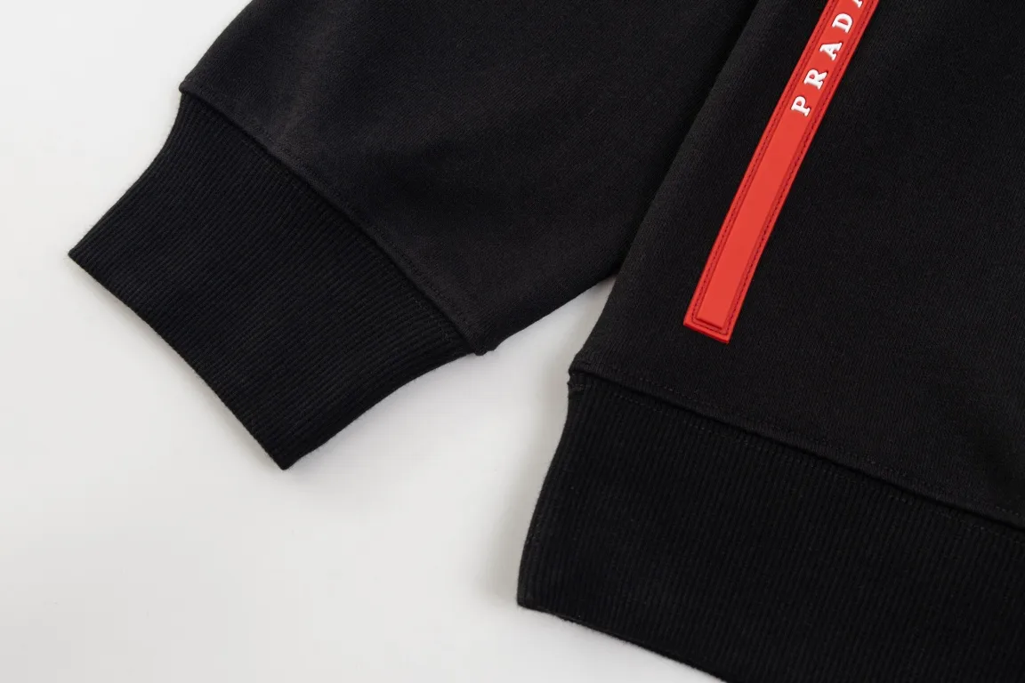 Logo-Badge Cotton-Terry Sweatshirt D18019885 — view 5