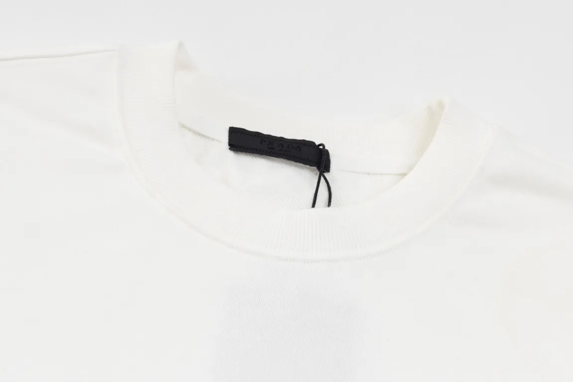 Logo-Plaque Cotton-Terry Sweatshirt D18019883 — view 6