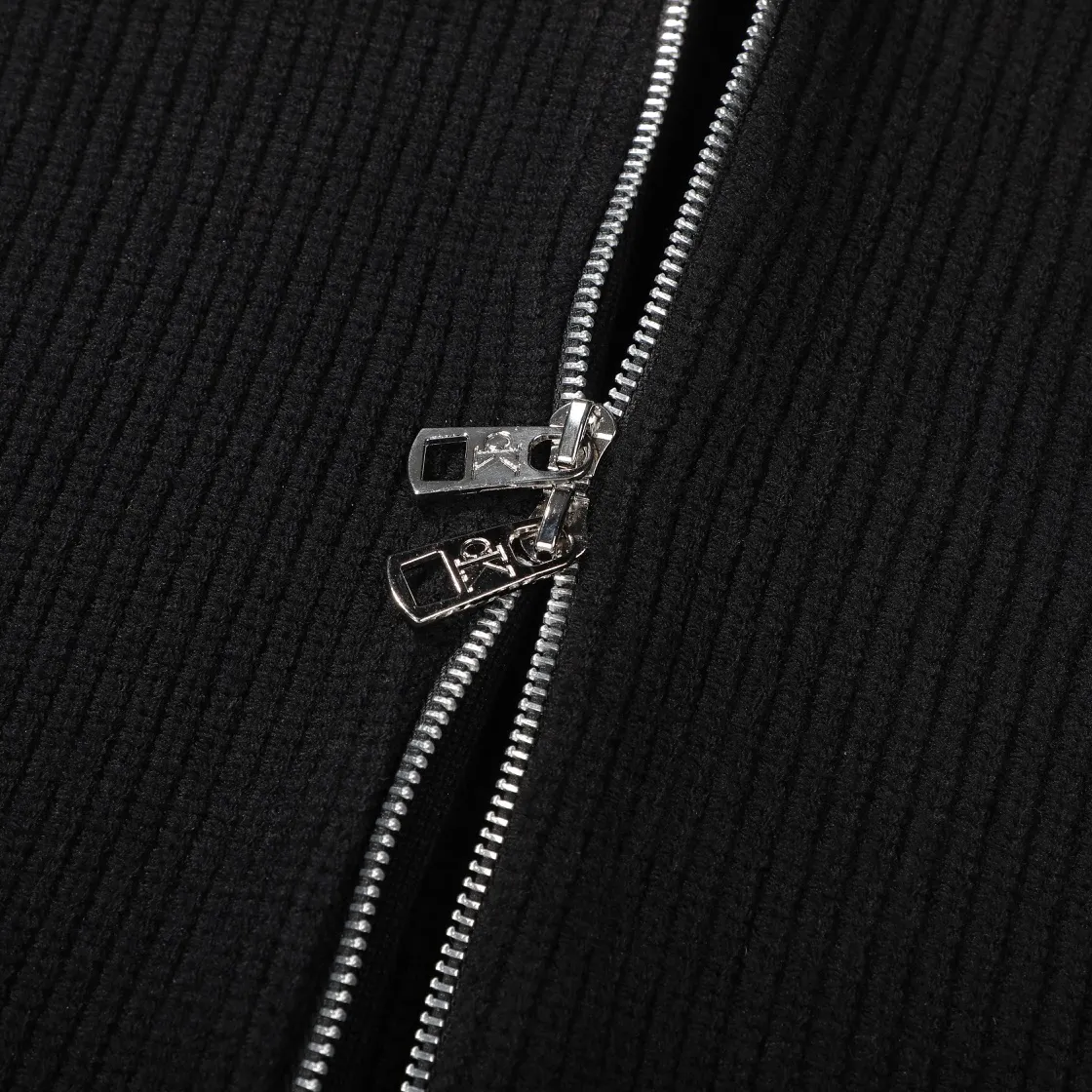 Logo Embroidered Zip-Up Ribbed Cardigan D18021789 — view 12
