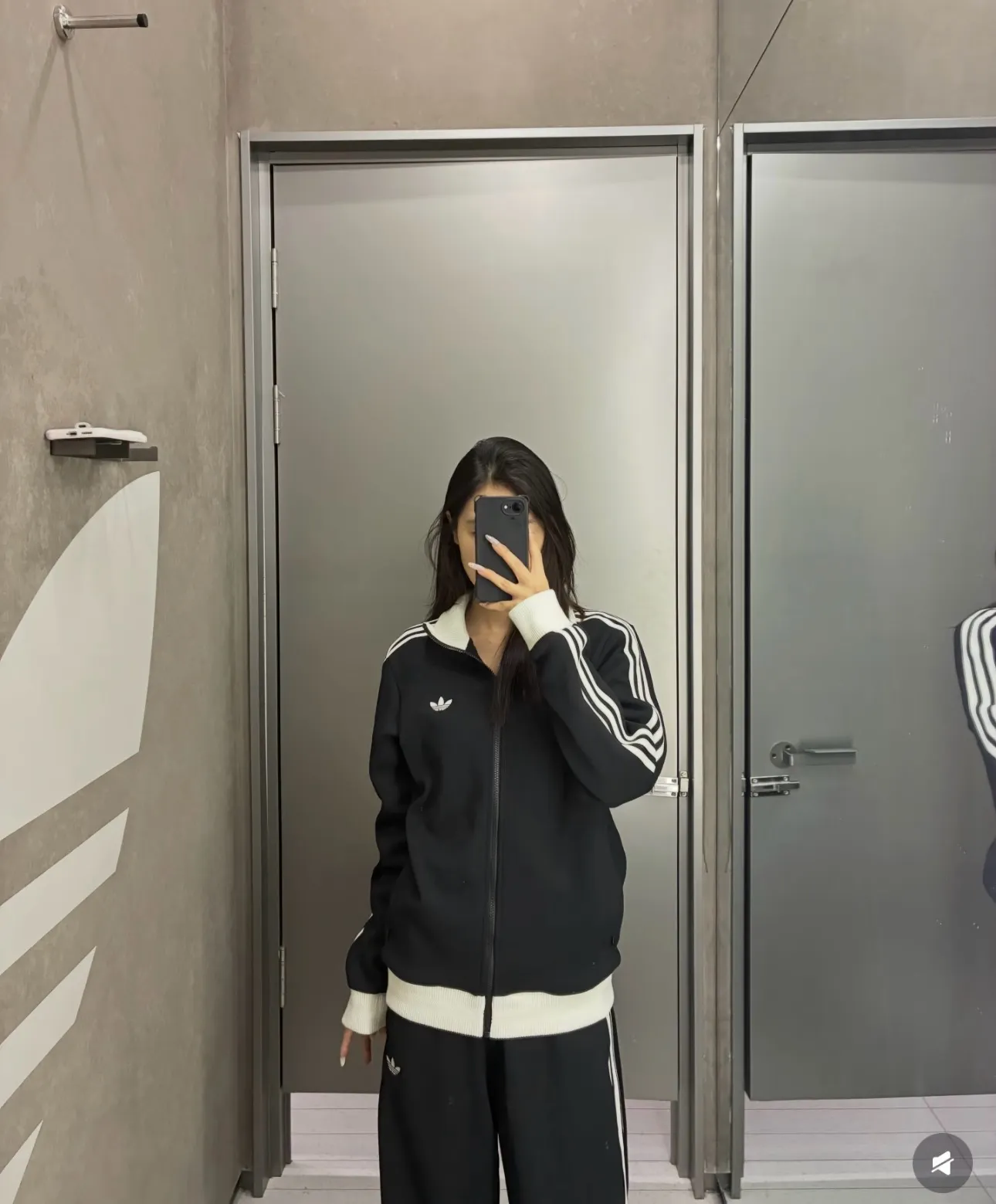 Originals Adicolor Classics Track Jacket D18021772 — view 20