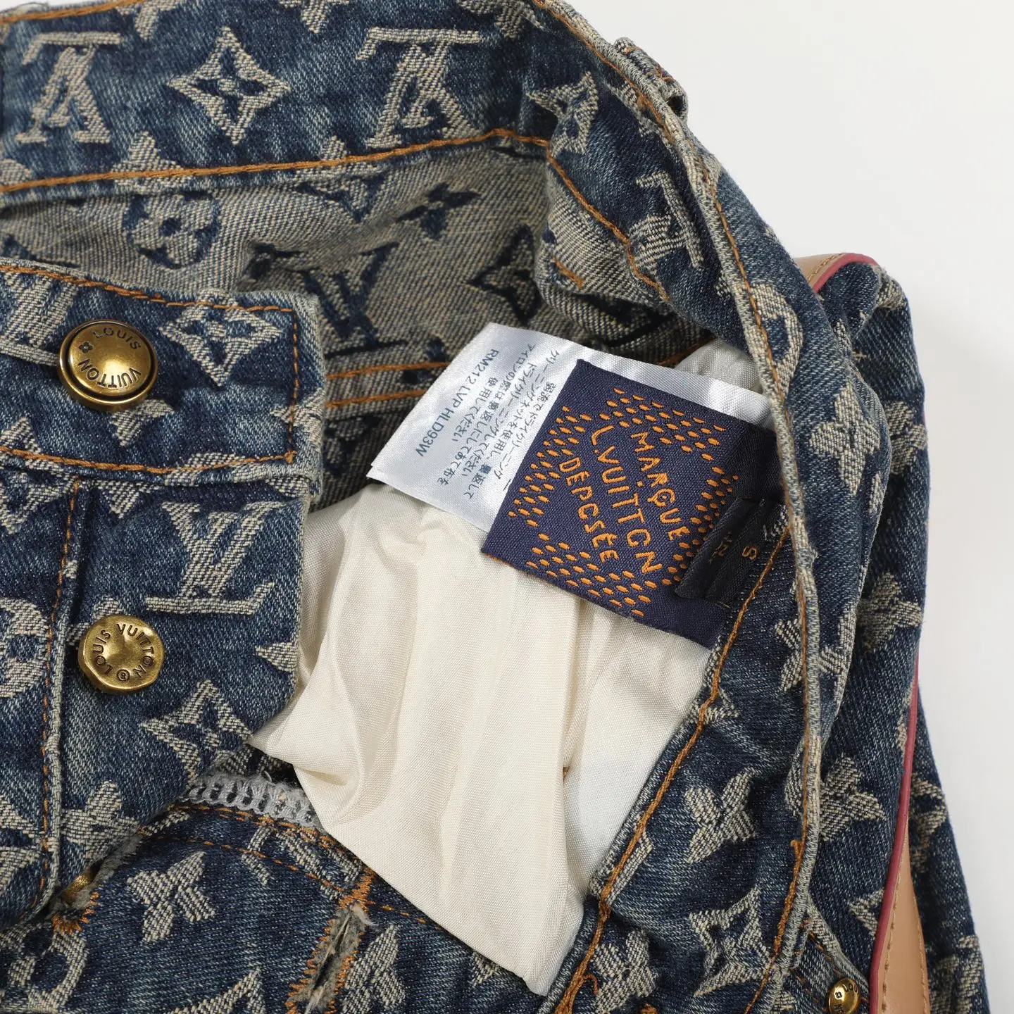 Monogram Jacquard Straight-Leg Jeans D18521818 — view 8