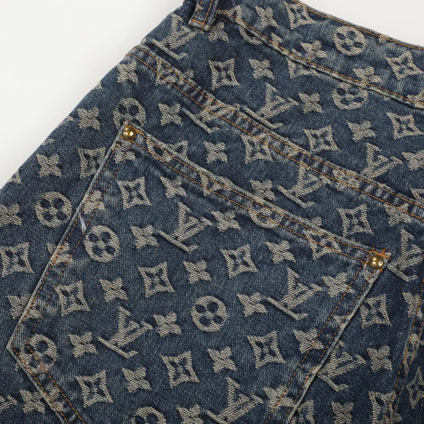 Monogram Jacquard Straight-Leg Jeans D18521818 — view 13