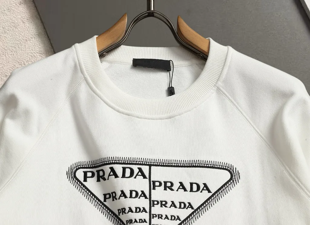 Logo-Embroidered Cotton-Blend Sweatshirt D18520203 — view 3