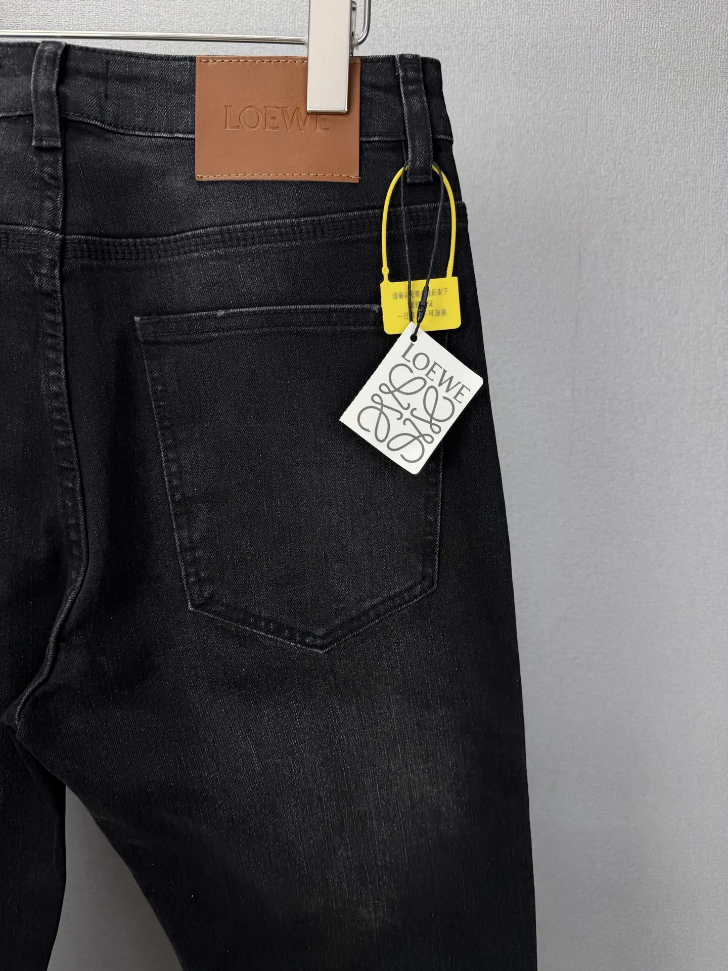 Anagram Embroidered Flared Jeans D18521401 — view 8