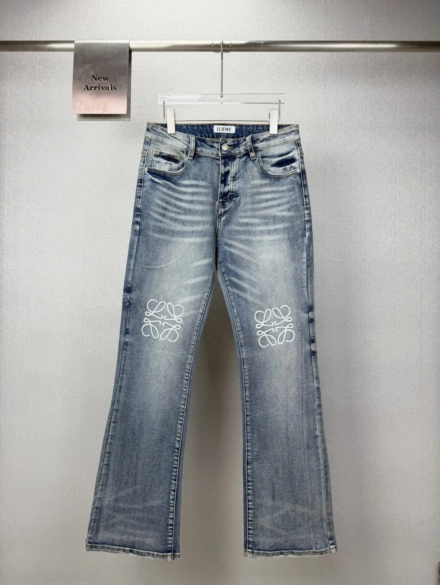 Anagram Embroidered Flared Jeans D18521400