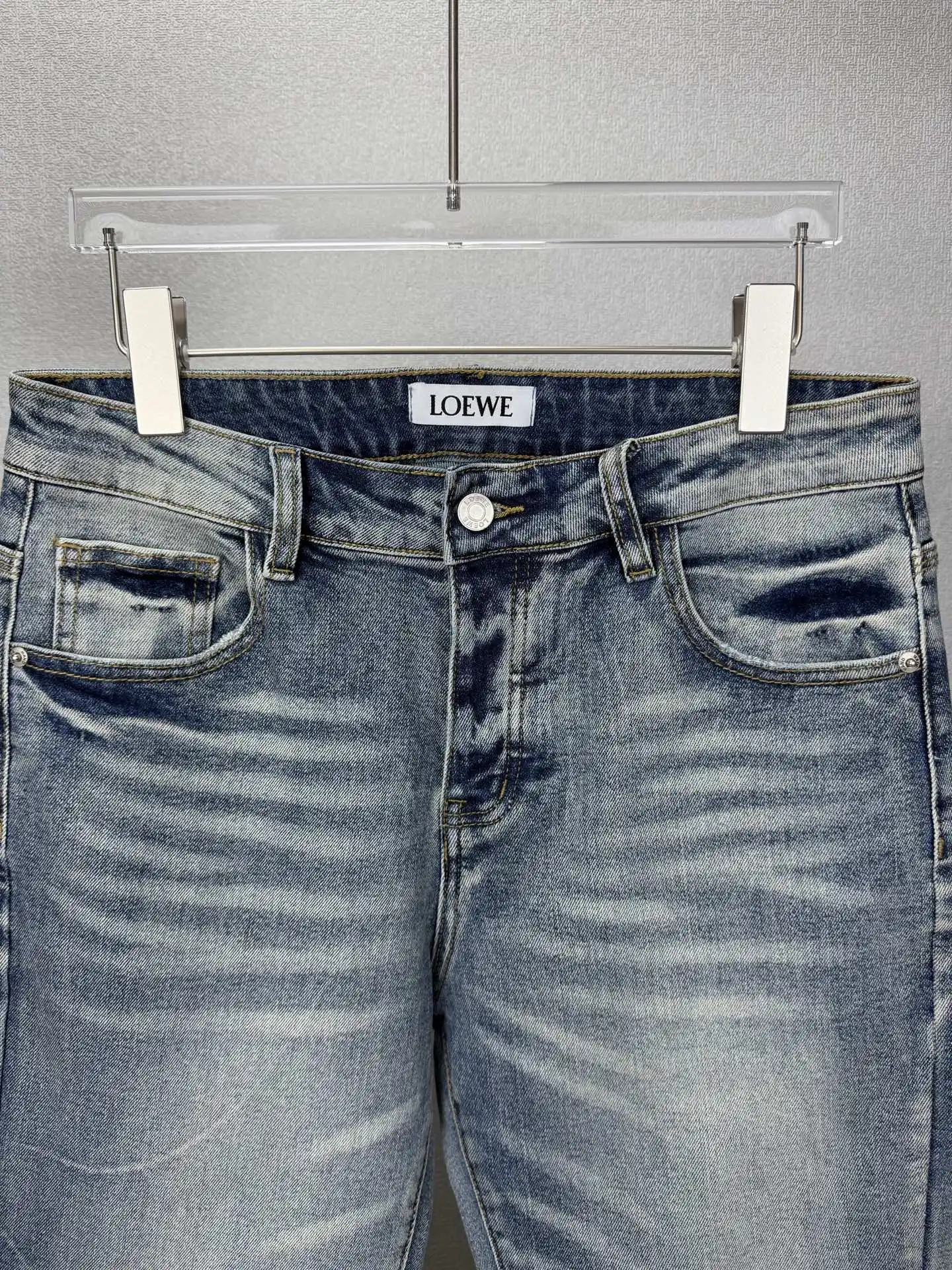 Anagram Embroidered Flared Jeans D18521400 — view 3