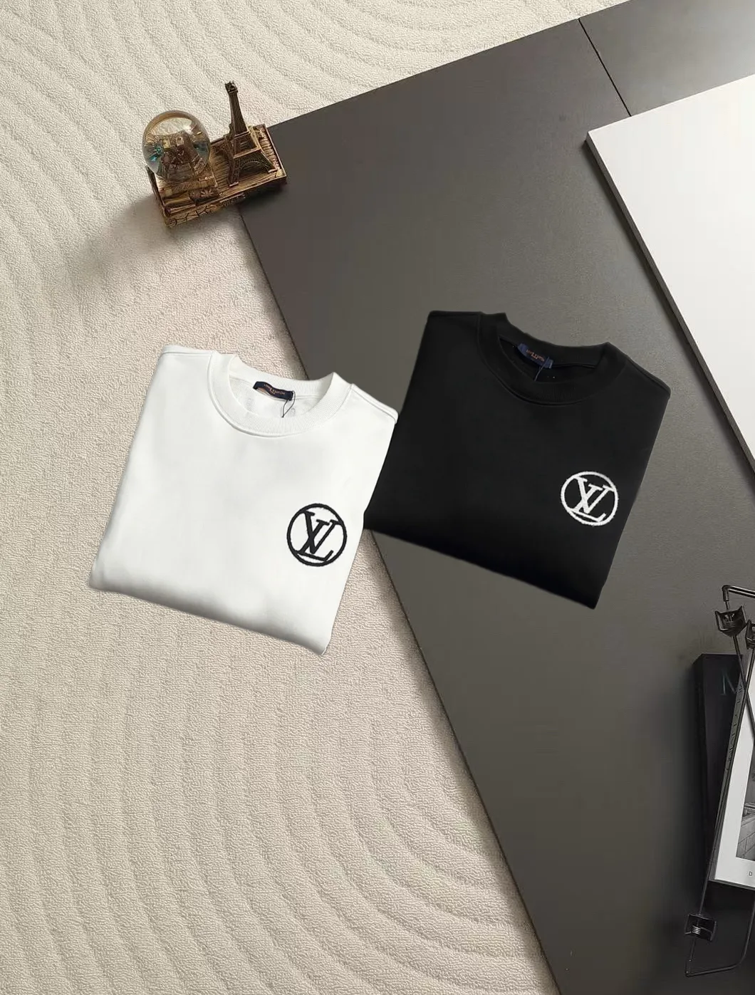 Logo Embroidered Crew-Neck Sweatshirt D18520204 — view 2