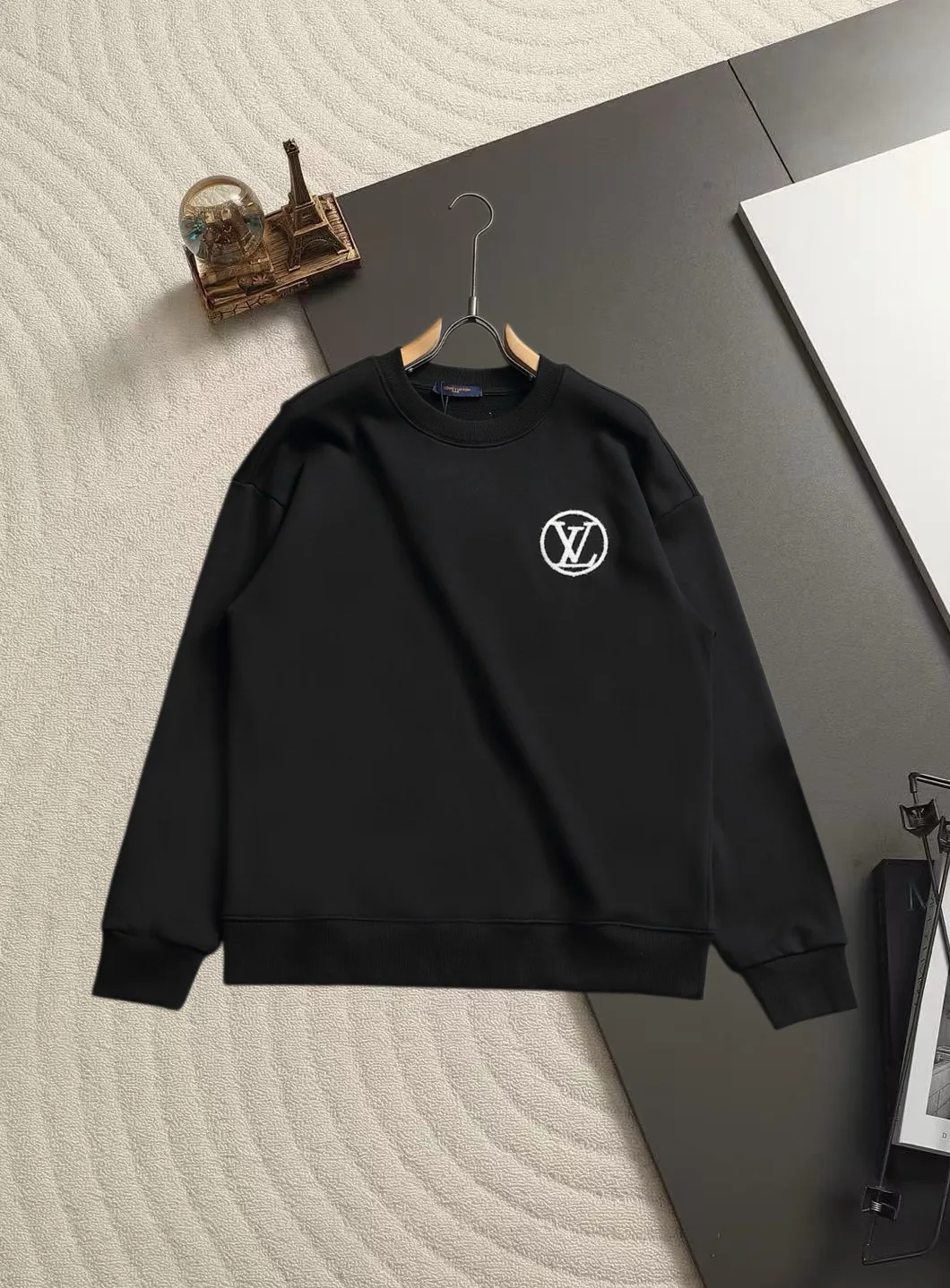 Logo Embroidered Crew-Neck Sweatshirt D18520205