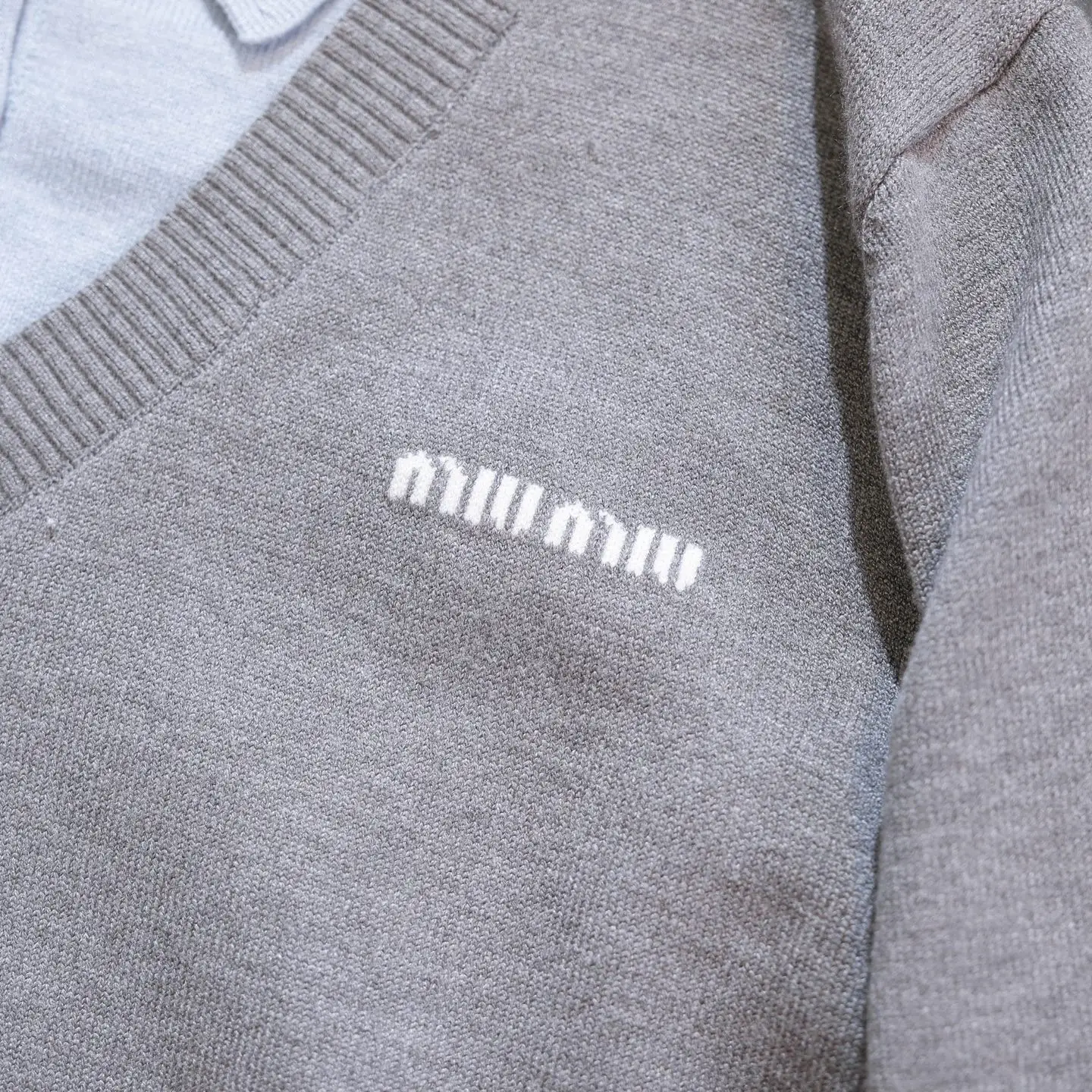 Layered Wool-Blend V-Neck Sweater D18521779 — view 6