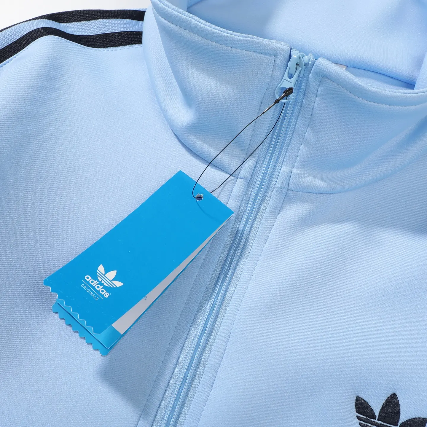 Adicolor Firebird Tricot Track Jacket D18521749 — view 4