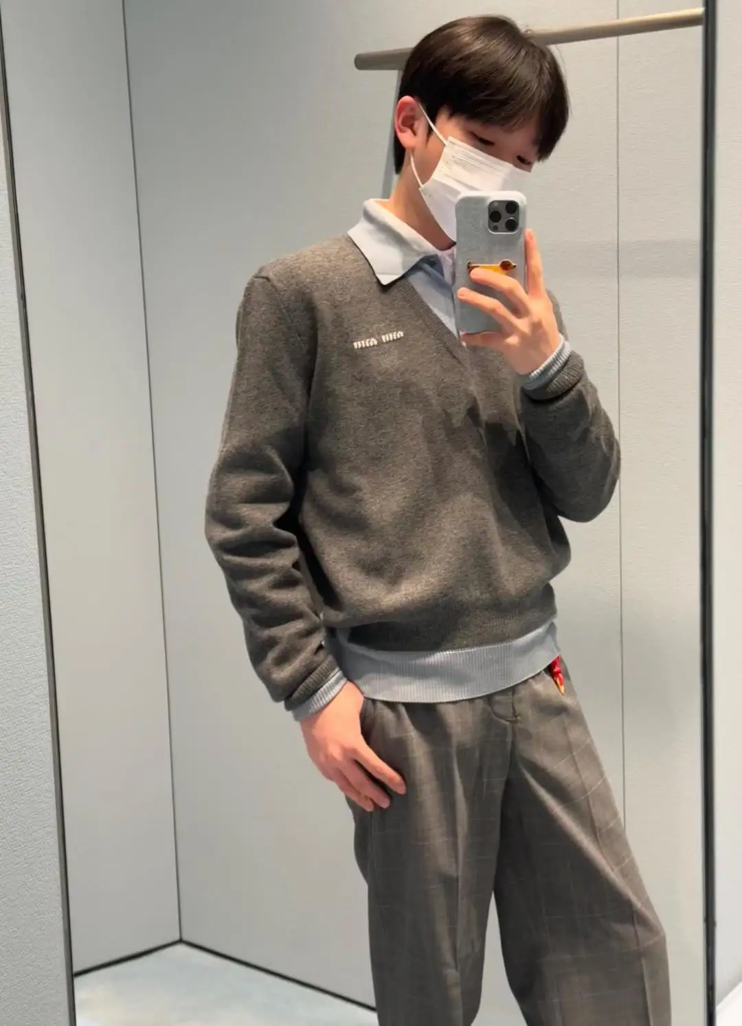 Layered-Effect Wool-Blend V-Neck Sweater D18521778 — view 7