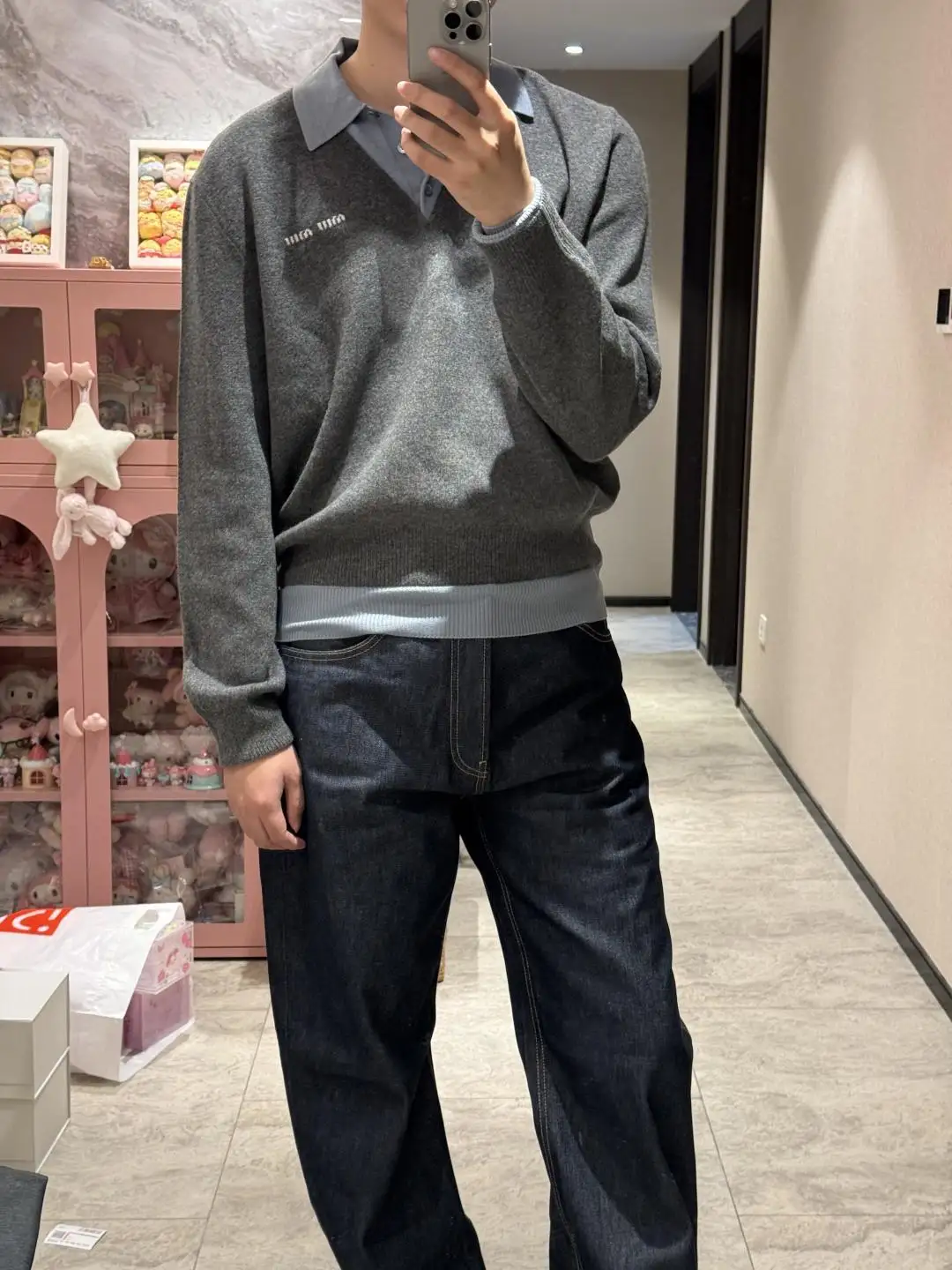 Layered-Effect Wool-Blend V-Neck Sweater D18521778 — view 8