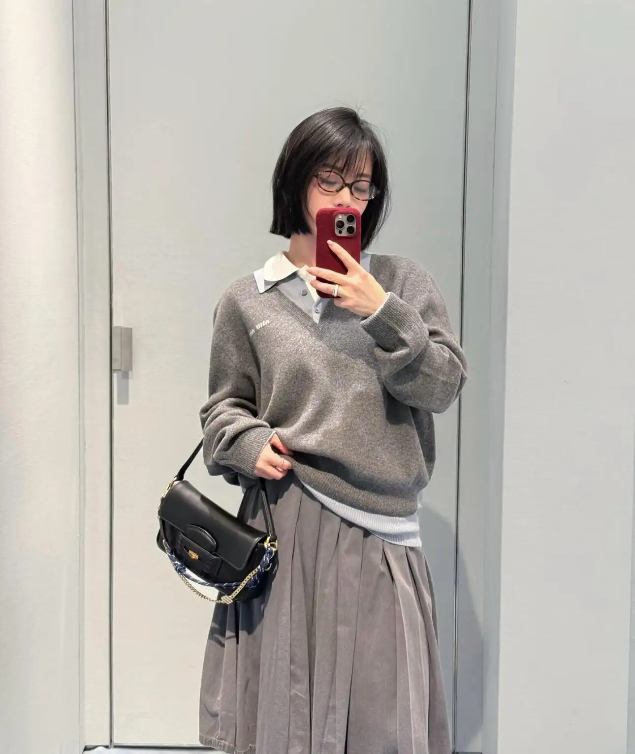 Layered-Effect Wool-Blend V-Neck Sweater D18521778 — view 14