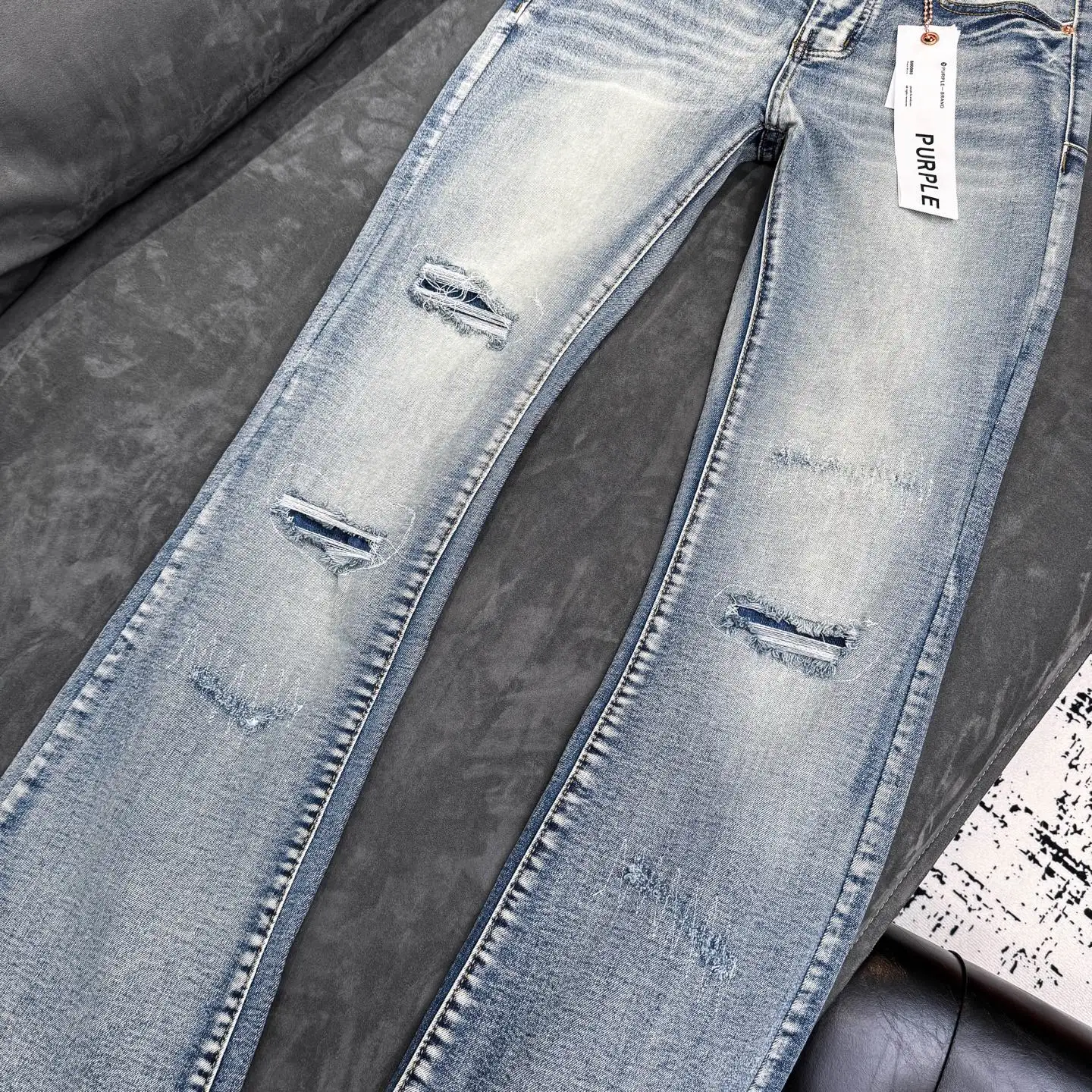 Distressed Flare-Leg Embroidered Jeans D18521811 — view 4