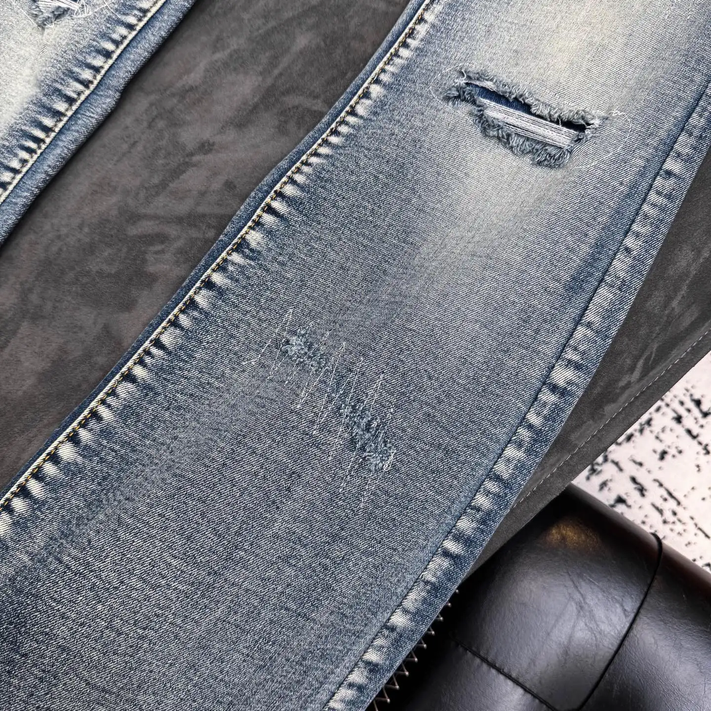 Distressed Flare-Leg Embroidered Jeans D18521811 — view 5