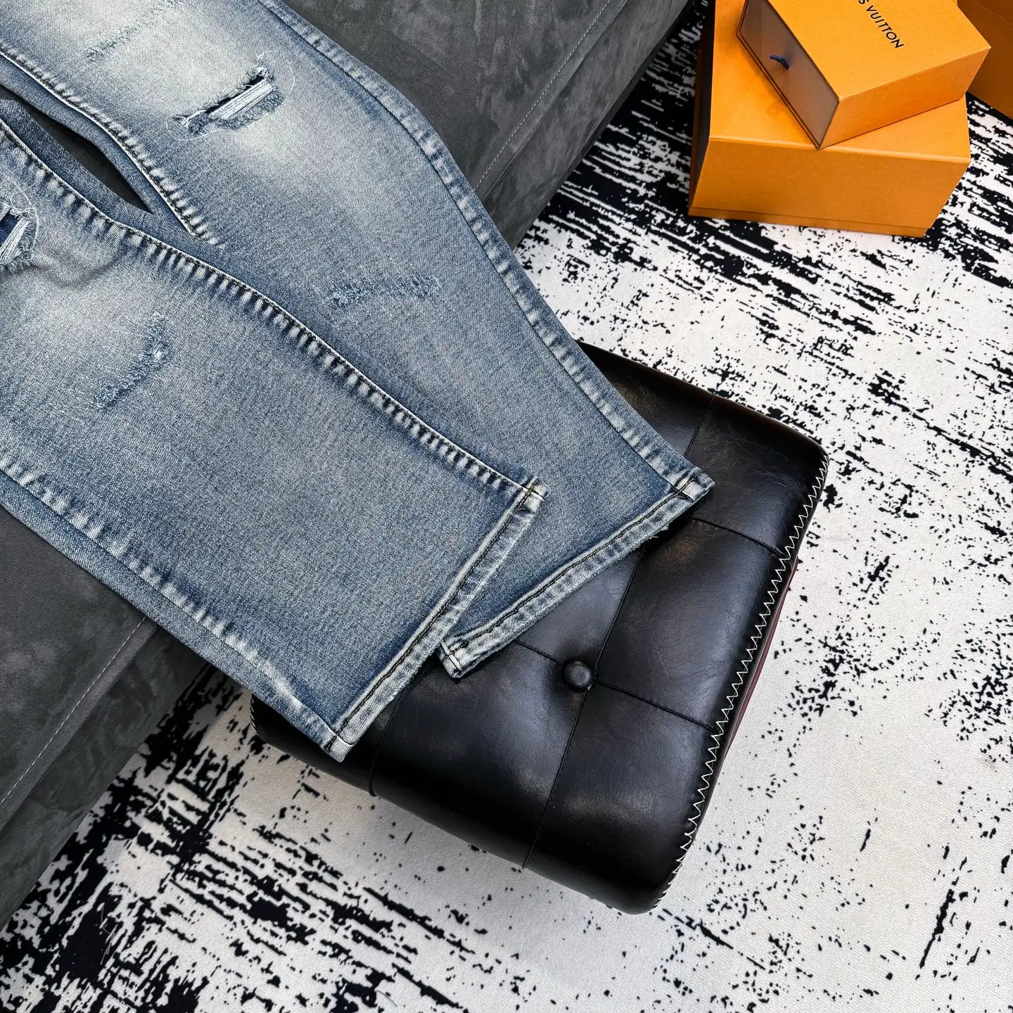 Distressed Flare-Leg Embroidered Jeans D18521811 — view 12
