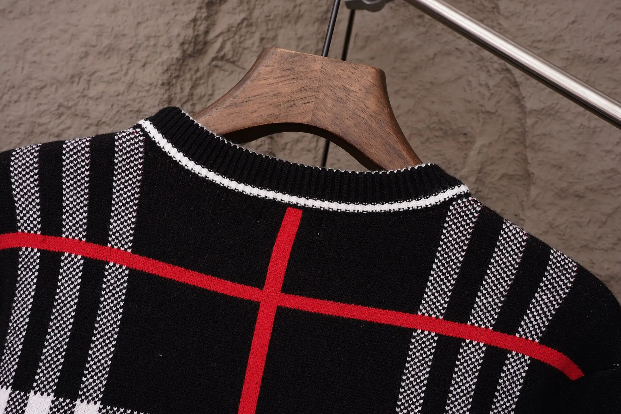 Check Intarsia Wool and Mohair-Blend Sweater D19019809 — view 5