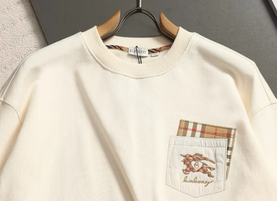 Vintage Check Patch Logo Sweatshirt D19020210 — view 3