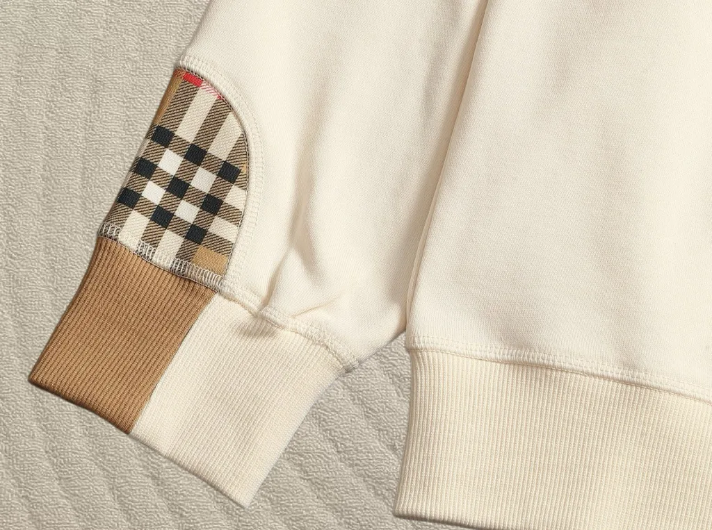 Vintage Check Patch Logo Sweatshirt D19020210 — view 7