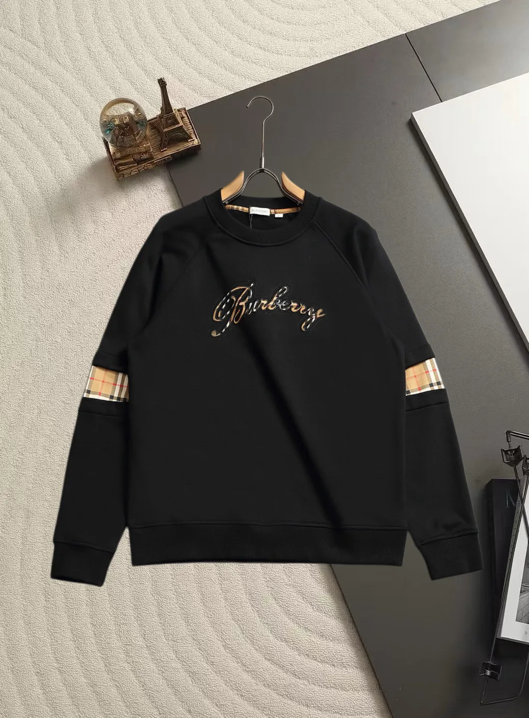 Vintage Logo Embroidered Sweatshirt D19020213