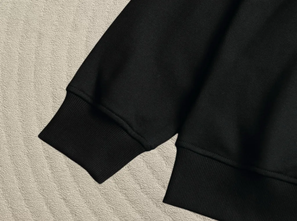 Embroidered Logo Crew-Neck Sweatshirt D19020207 — view 9