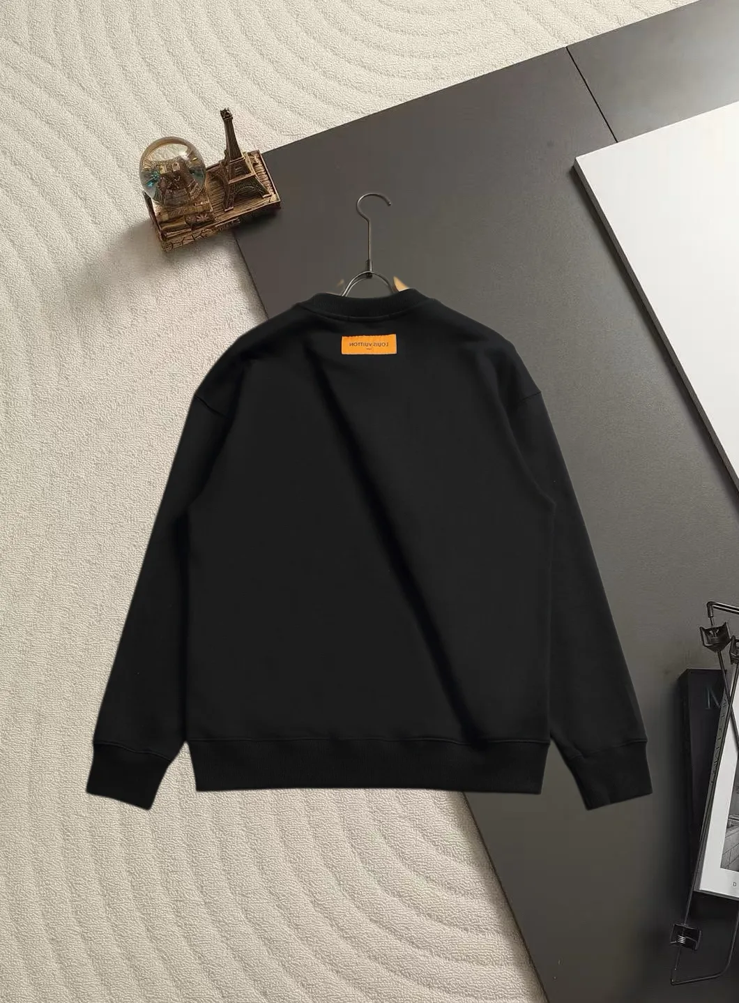 Embroidered Logo Crew-Neck Sweatshirt D19020207 — view 10