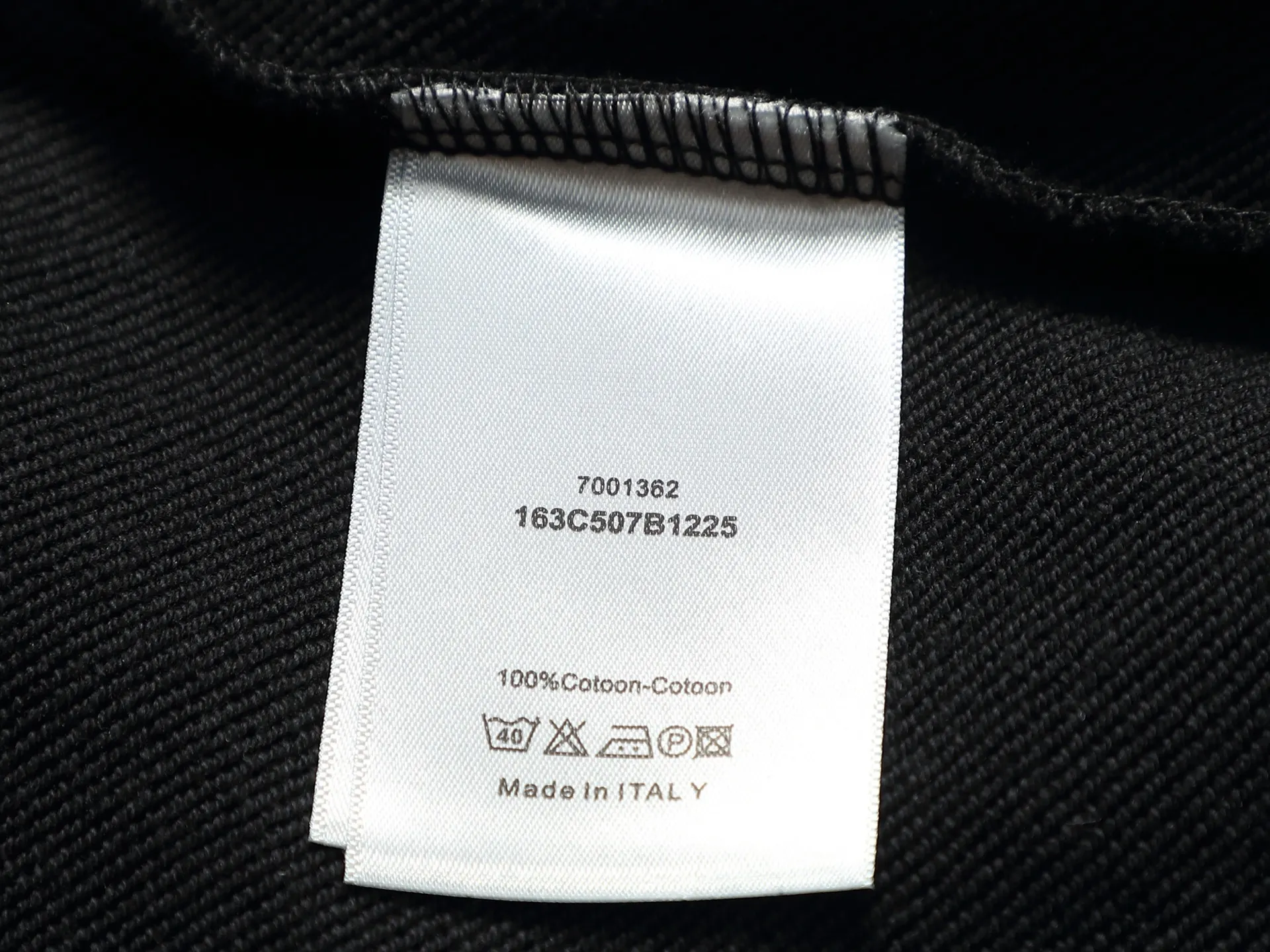 CD Logo Embroidered Crew-Neck Sweatshirt D19020209 — view 6