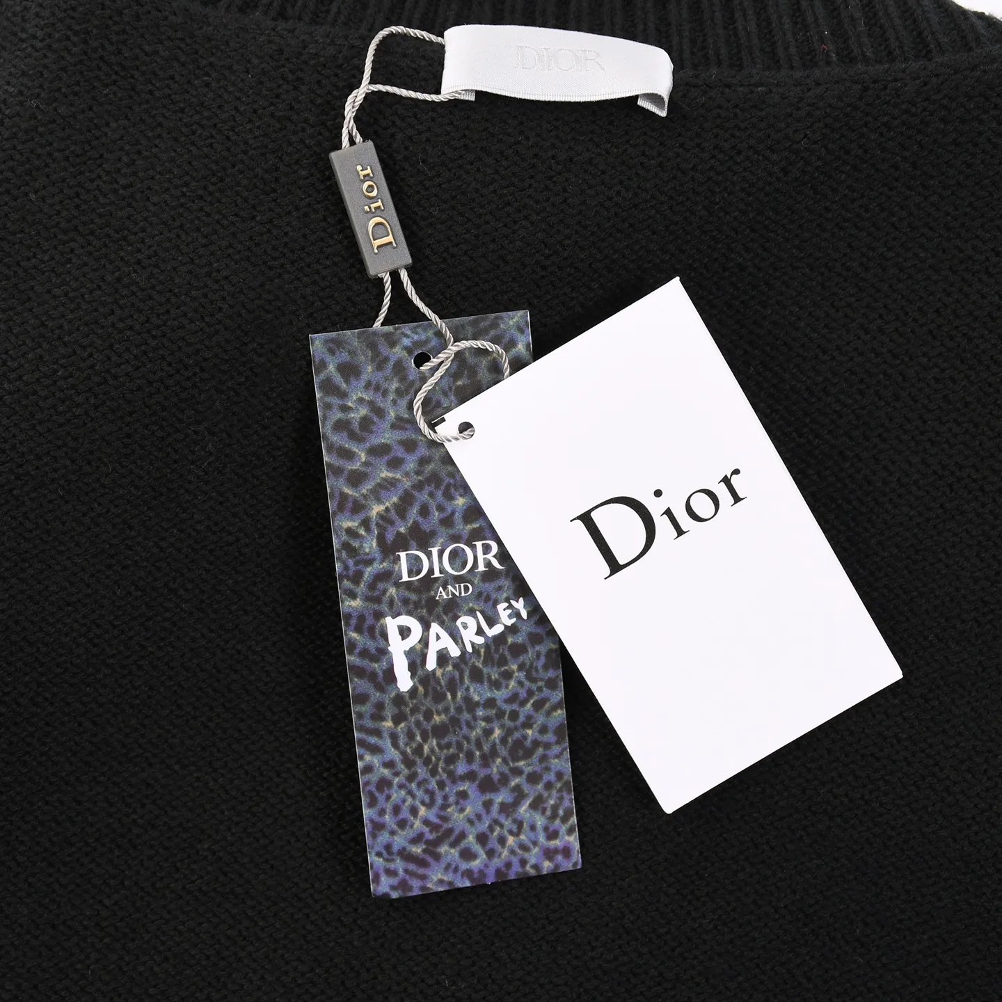 Embroidered Logo Crew-Neck Sweater D19020337 — view 8