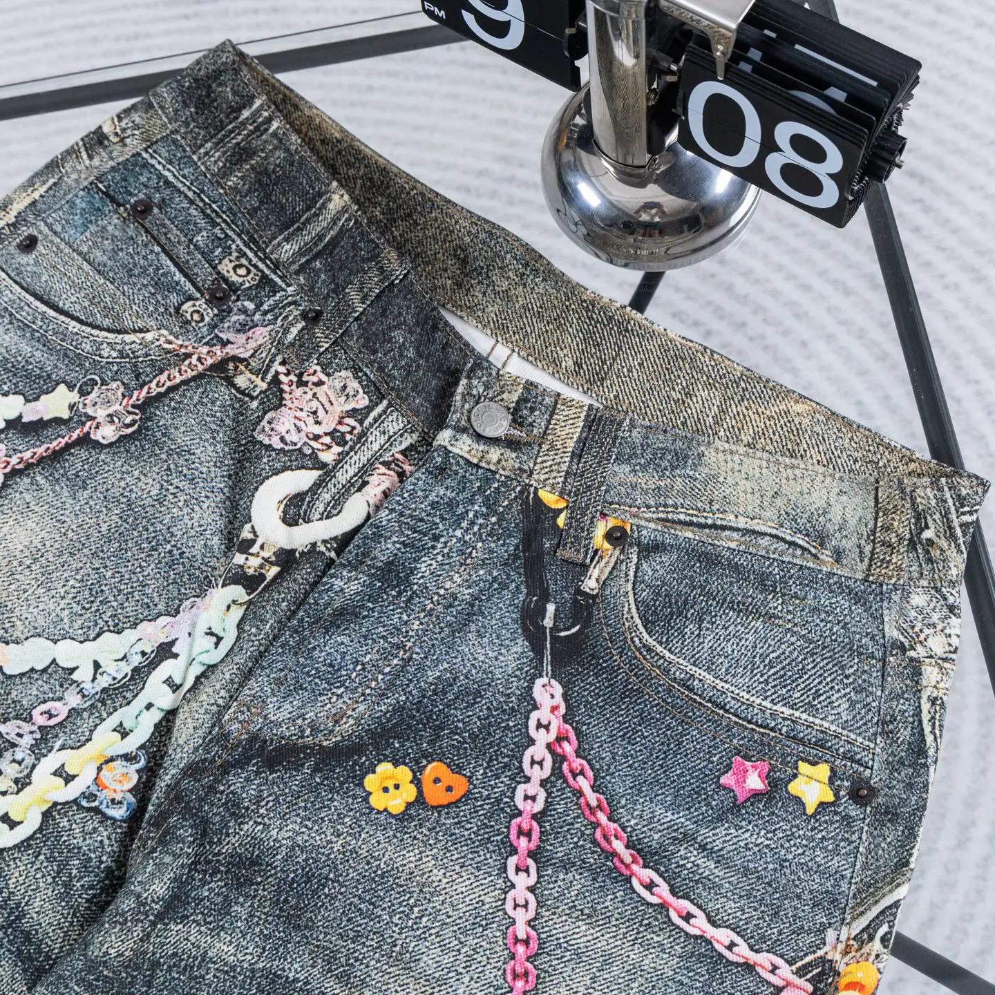 Trompe L'oeil Chain Print Wide-Leg Jeans D19022602 — view 3