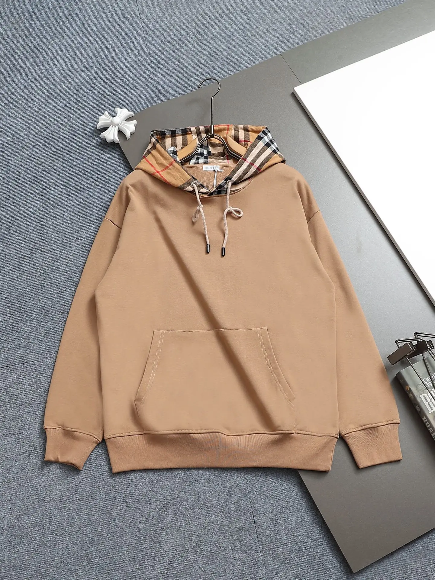 Check-Lined Cotton-Blend Hoodie D19021983