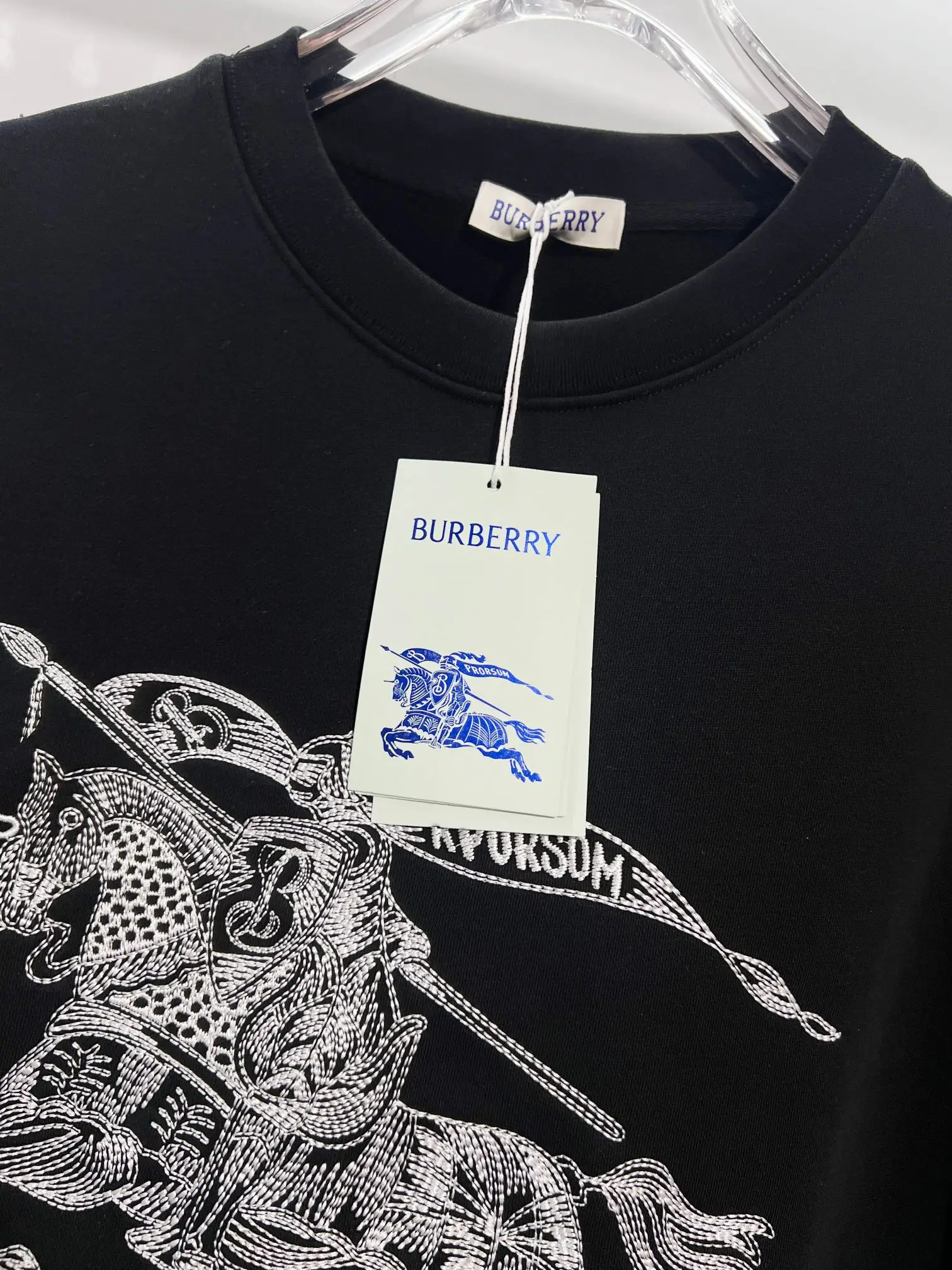 Embroidered Equestrian Knight Crew-Neck Sweatshirt D19022878 — view 5