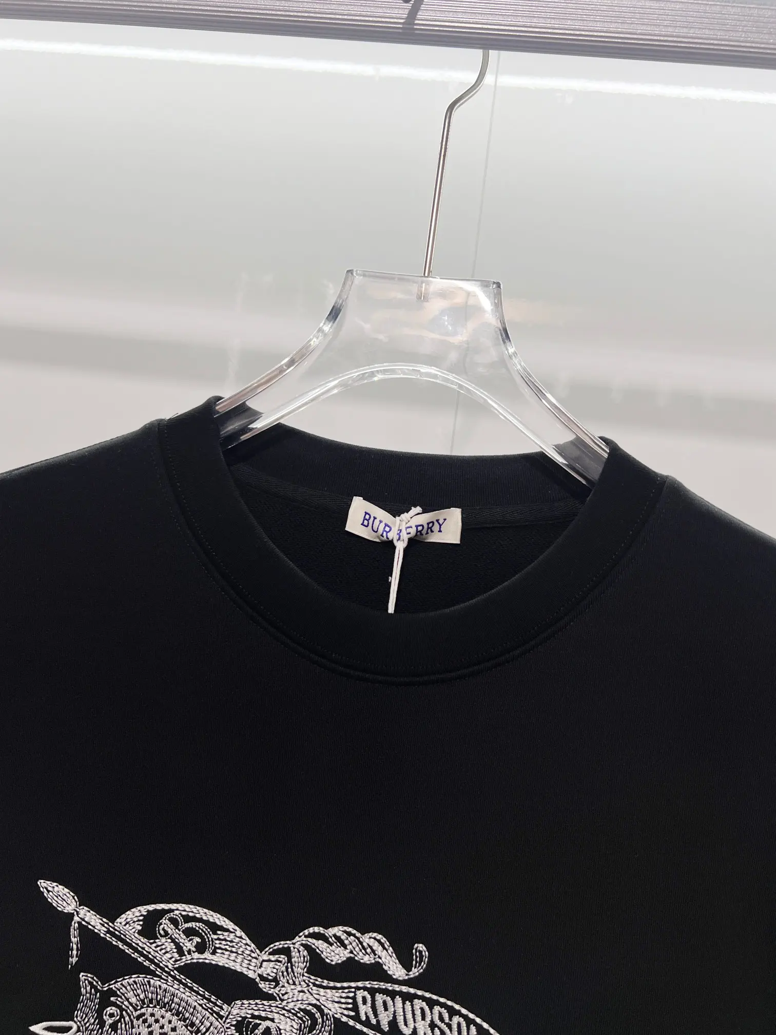 Embroidered Equestrian Knight Crew-Neck Sweatshirt D19022878 — view 6