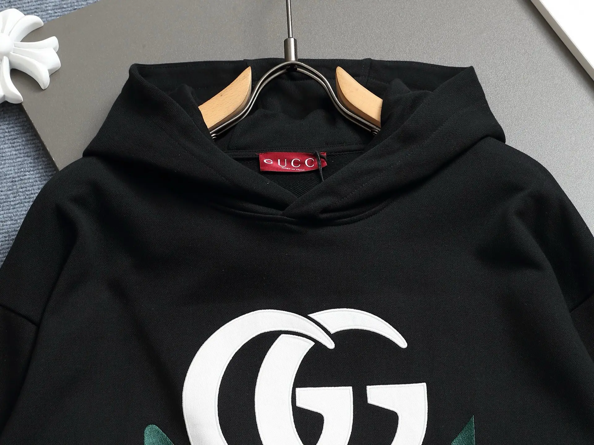 Vintage Logo Print Cotton Hoodie D19022010 — view 3