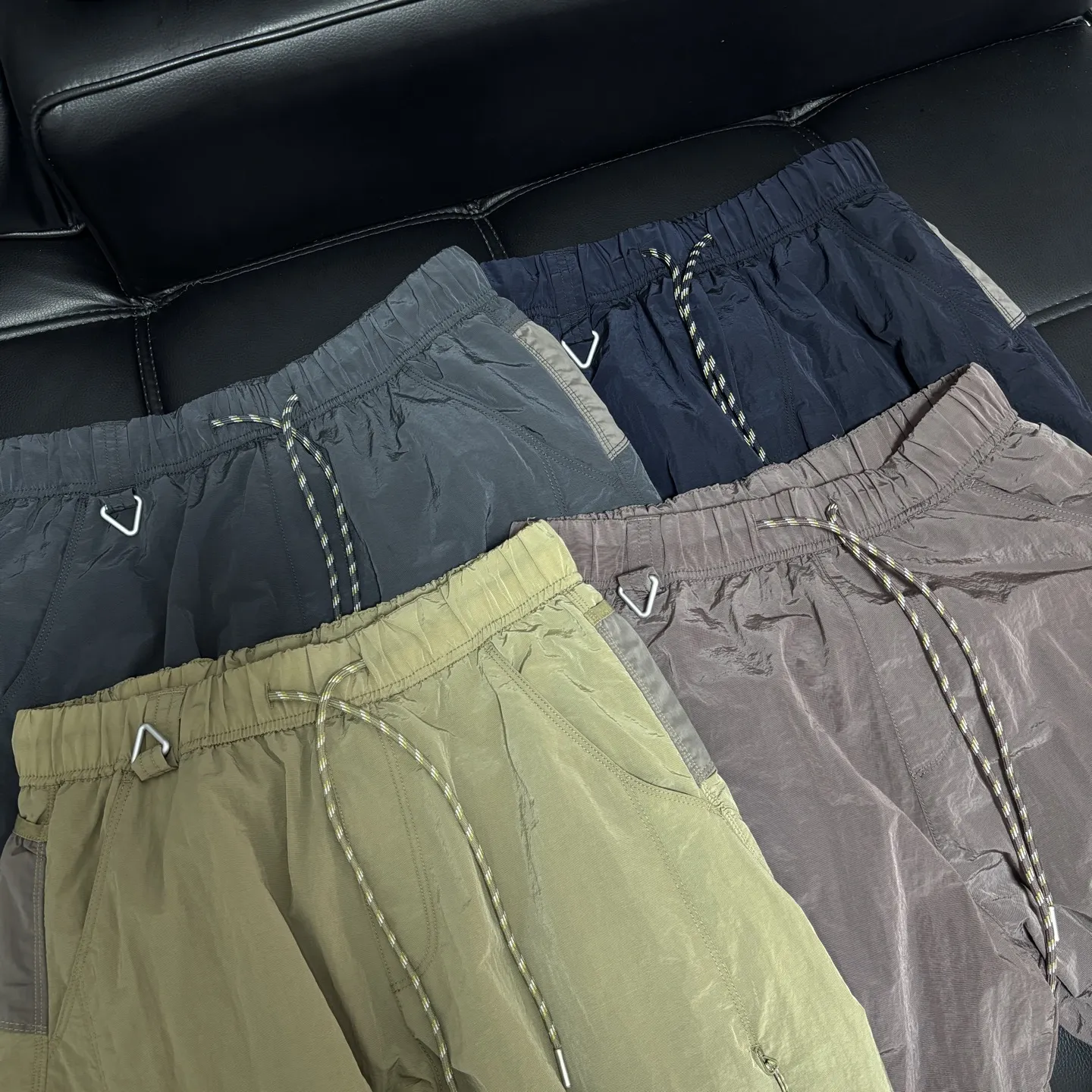 Water-Repellent Nylon Straight-Leg Trousers D19020225 — view 6