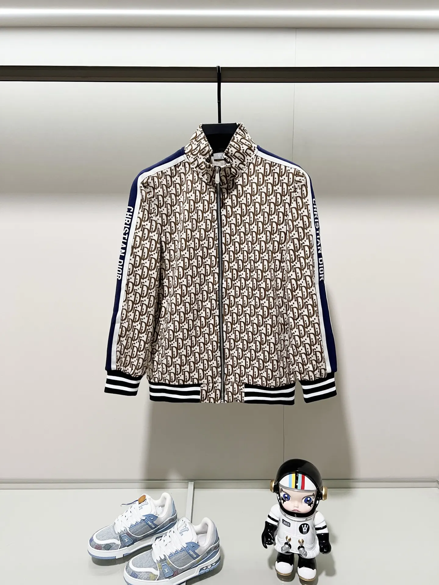 Oblique Monogram Zip-Up Track Jacket D19520059