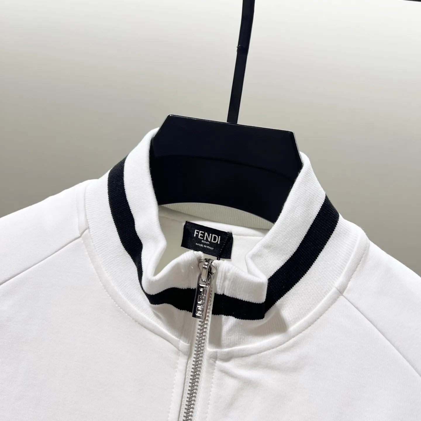 Karl Lagerfeld Embroidery Zip-Up Track Jacket D19520053 — view 3