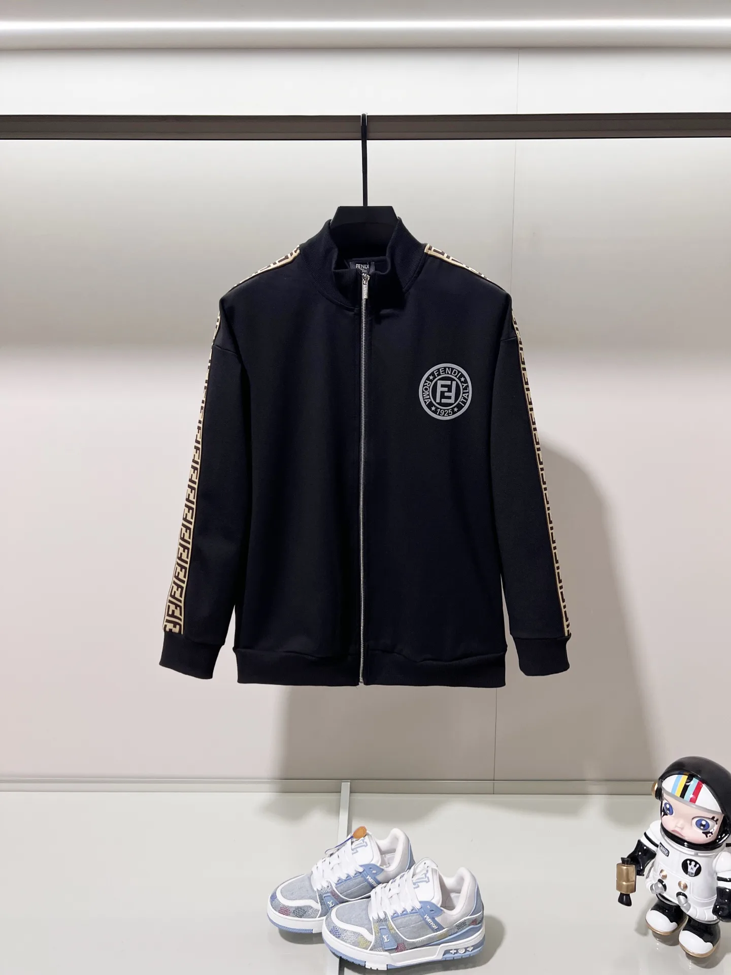 FF Logo Tape Zip-Up Track Jacket D19520052