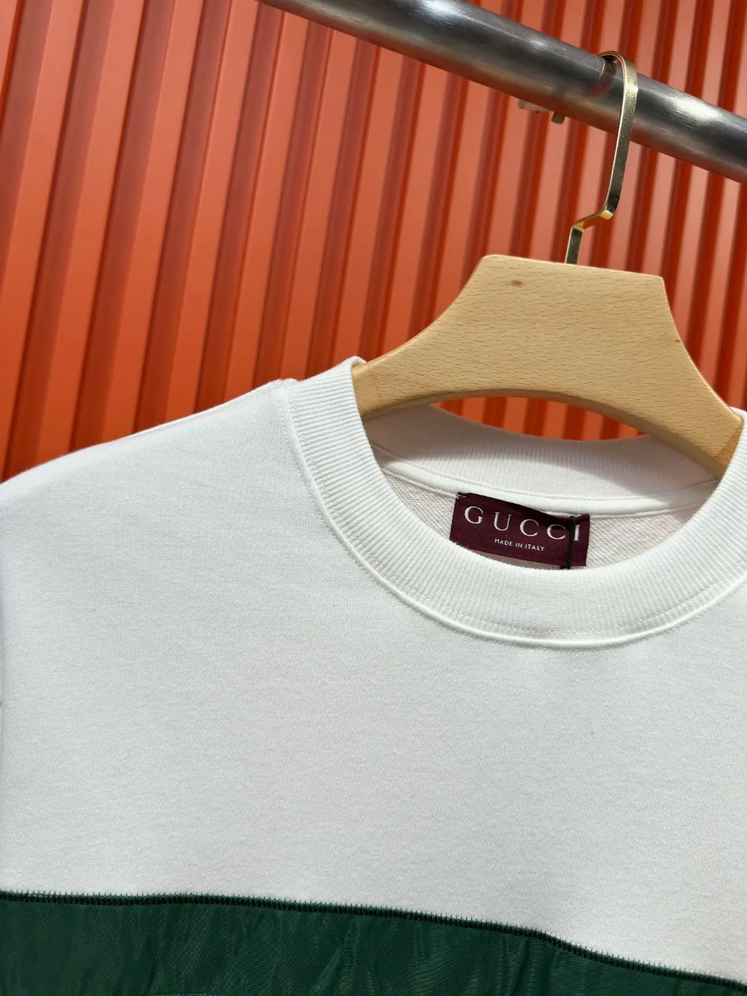 Web Stripe Logo Embroidered Sweatshirt D19522024 — view 9