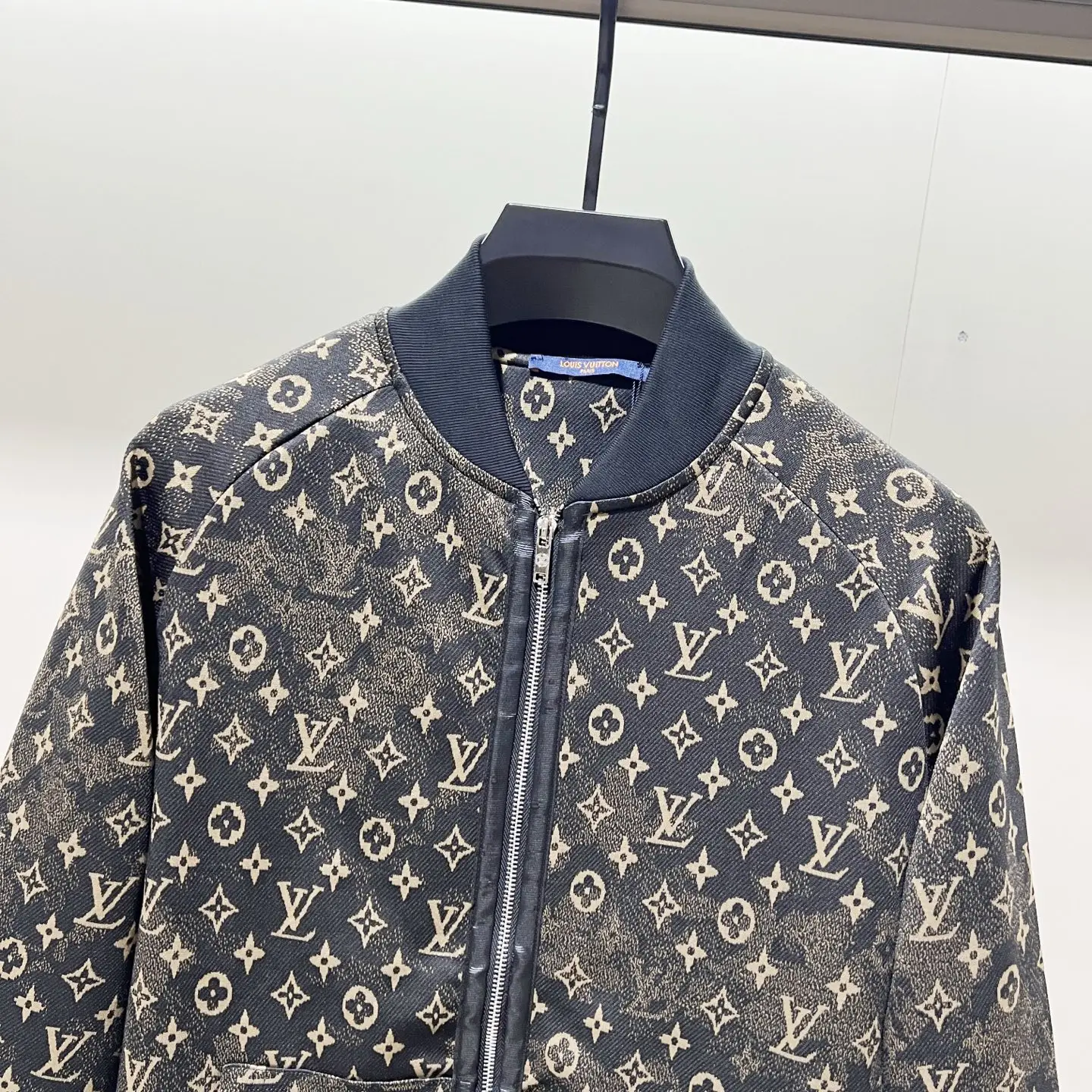 Monogram Print Zip-Up Bomber Jacket D19520061 — view 4