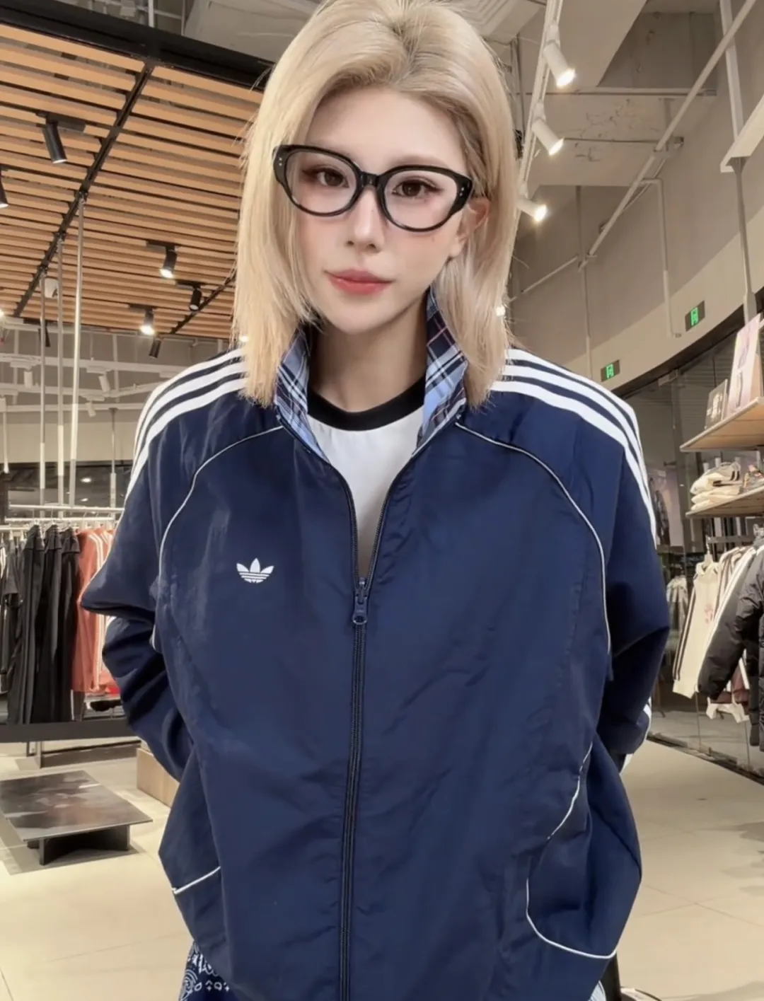Adidas Originals Reversible Track Jacket D20021765 — view 10