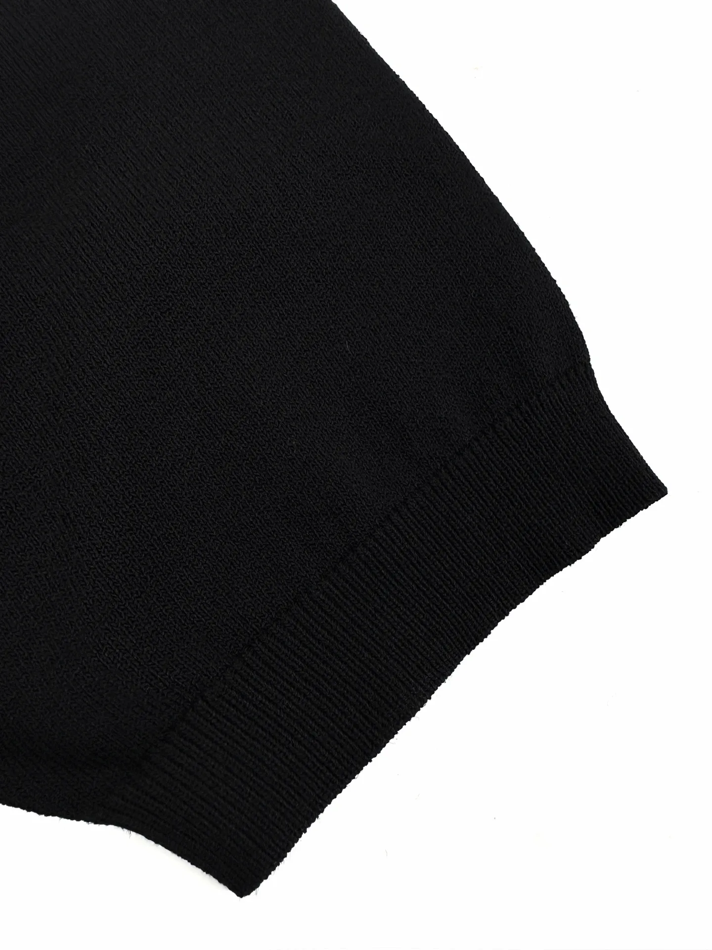 Anagram Embroidered Short-Sleeve Wool Sweater D20021403 — view 6