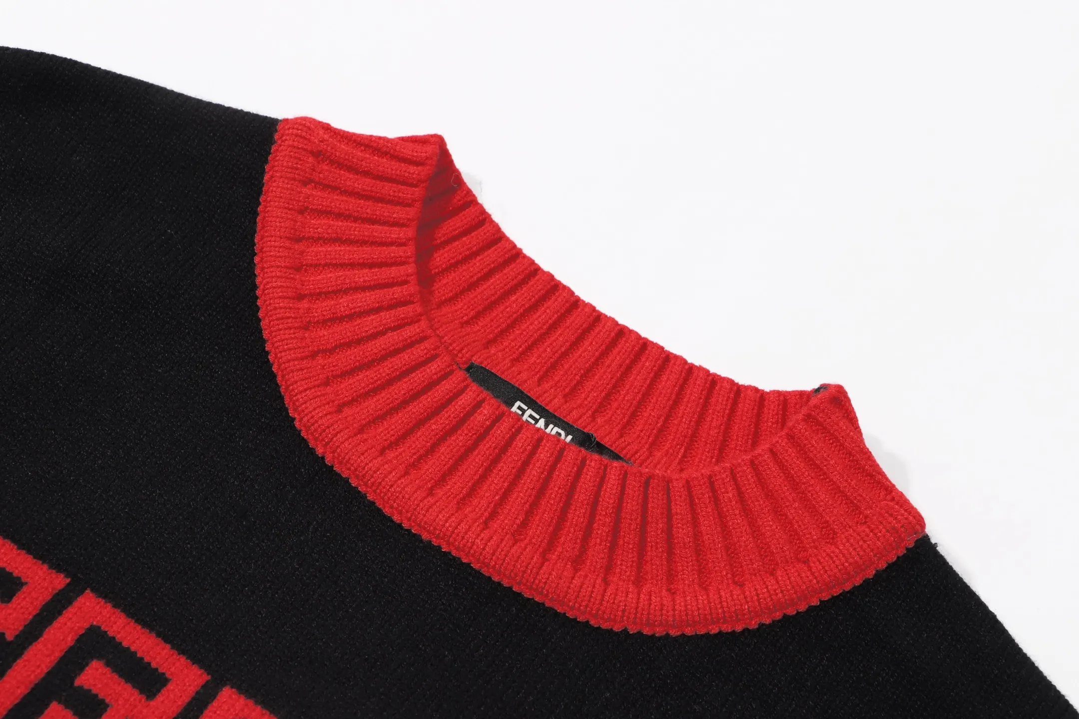 Fendi Roma Logo Intarsia Wool Sweater D20022071 — view 5