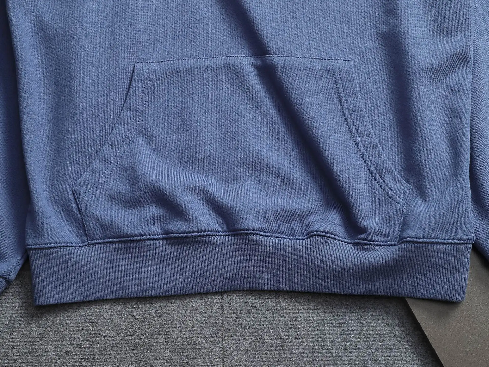 Logo Embroidery Cotton-Blend Hoodie D20022017 — view 4