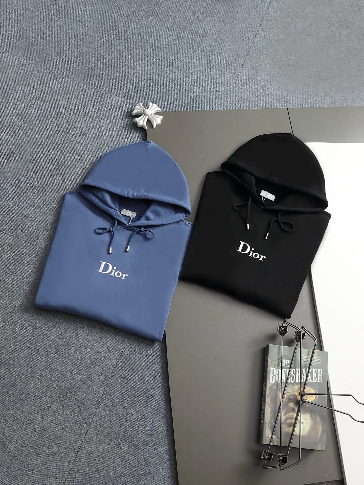 Logo Embroidery Cotton-Blend Hoodie D20022017 — view 13